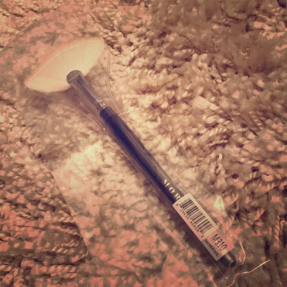 Morphe Other - Morphe Fan Brush (Face Brush #M310)